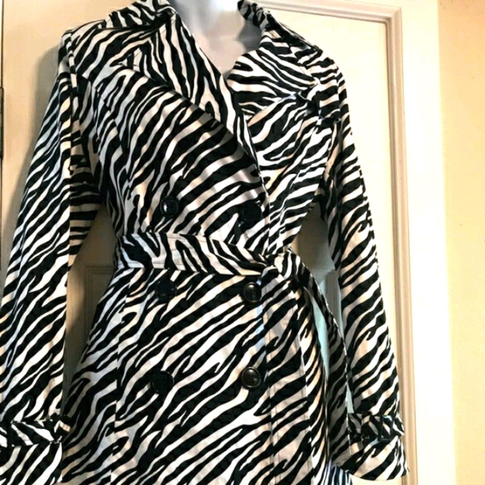 NWOT "Zebra" Rain/Trench Coat Vertigo,from Paris M - Picture 2 of 8